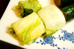 我が家の冬の常備菜、白菜の日本酒漬け