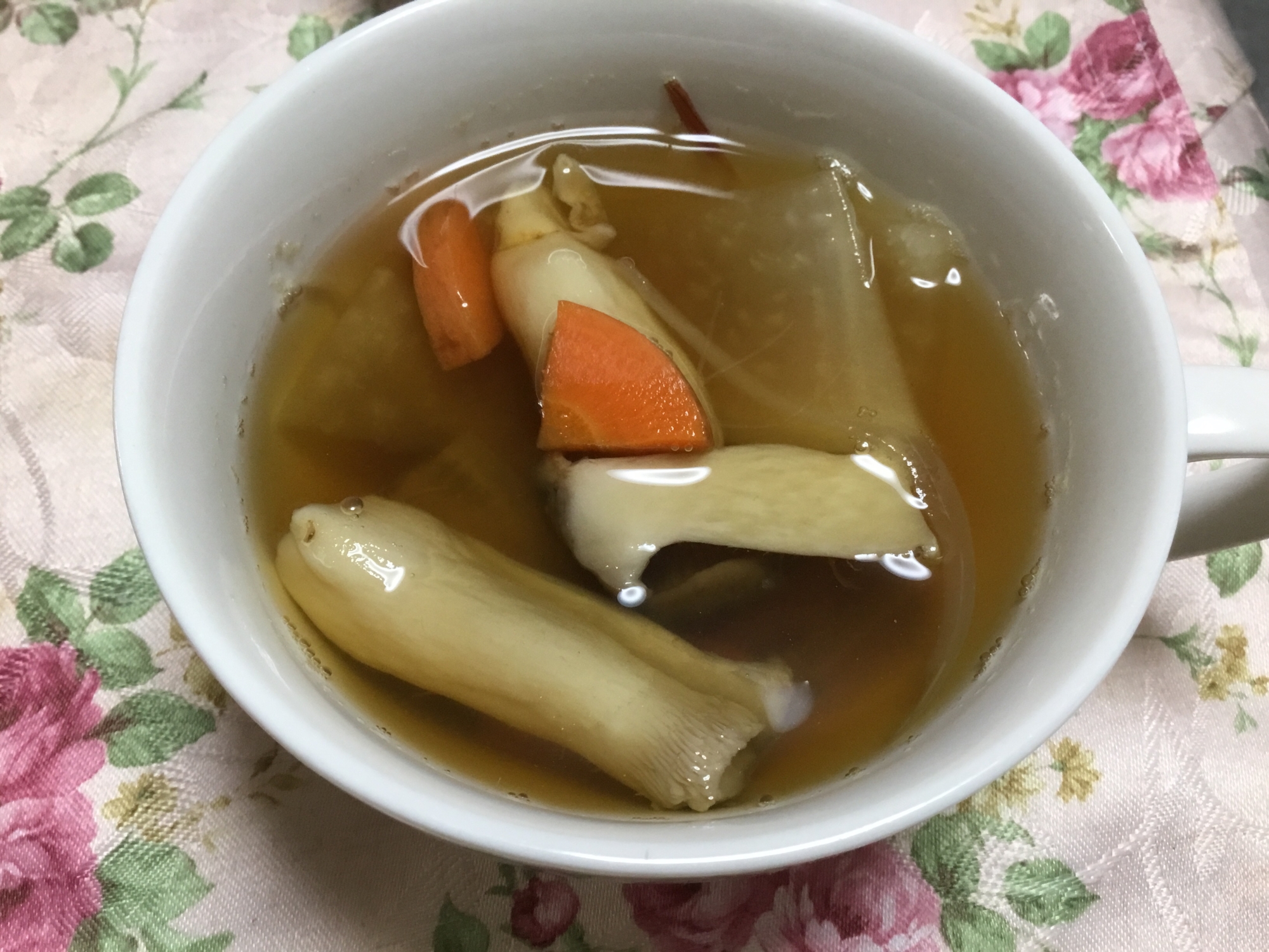 茅乃舎だしで大根のスープ