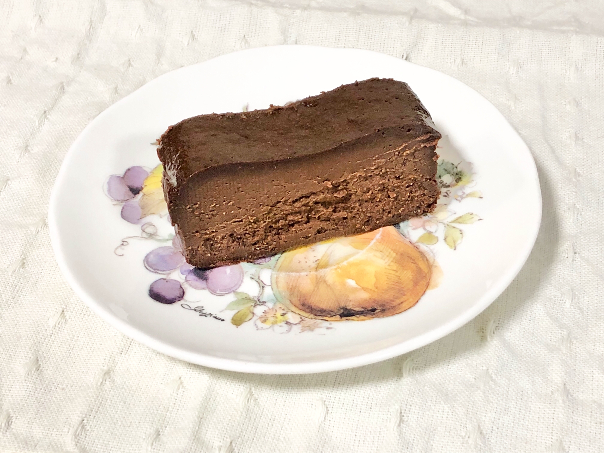 簡単 材料少なめで 濃厚なめらかチョコレートケーキ レシピ 作り方 By くろみつきなこもち 楽天レシピ 簡単 材料少なめで 濃厚なめらかチョコレートケーキ レシピ 作り方 By くろみつきなこもち 楽天レシピ
