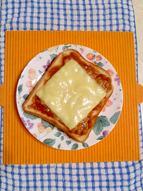納豆カレーのチーズトースト♪