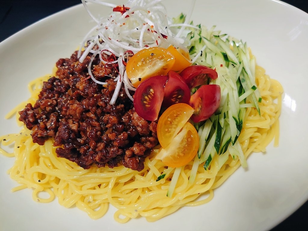 キュウリたっぷりジャージャー麺꒰๑ ᷄ω ᷅꒱