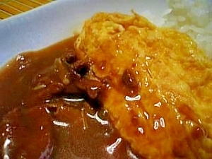 トマトとチーズがトロー☆　オムカレー