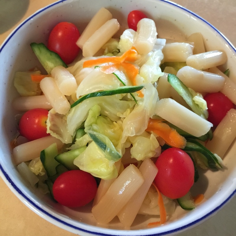ホワイトアスパラと湯通し野菜のサラダ レシピ・作り方 by こたなれ - 楽天レシピ