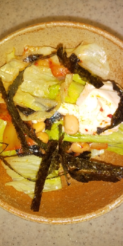 ダイエットレシピ♪レタスとキムチの納豆豆腐サラダ〜