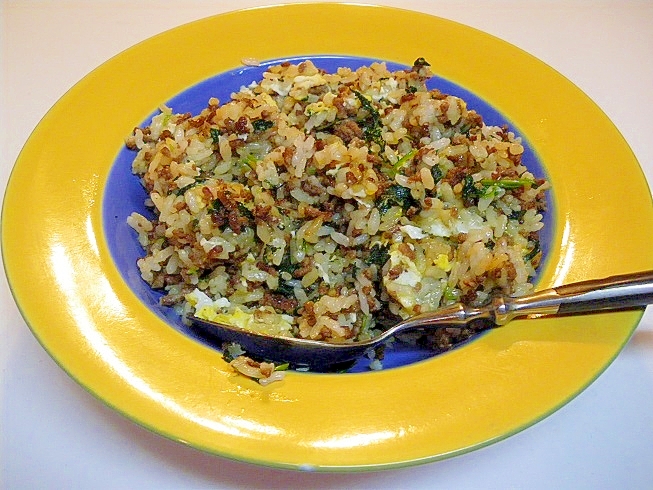 牛ひき肉とほうれん草のチャーハン