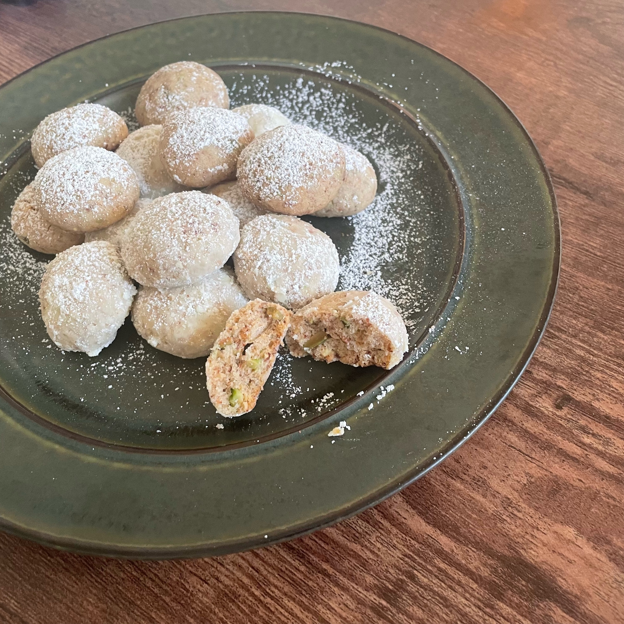 カルダモン香るスノーボール