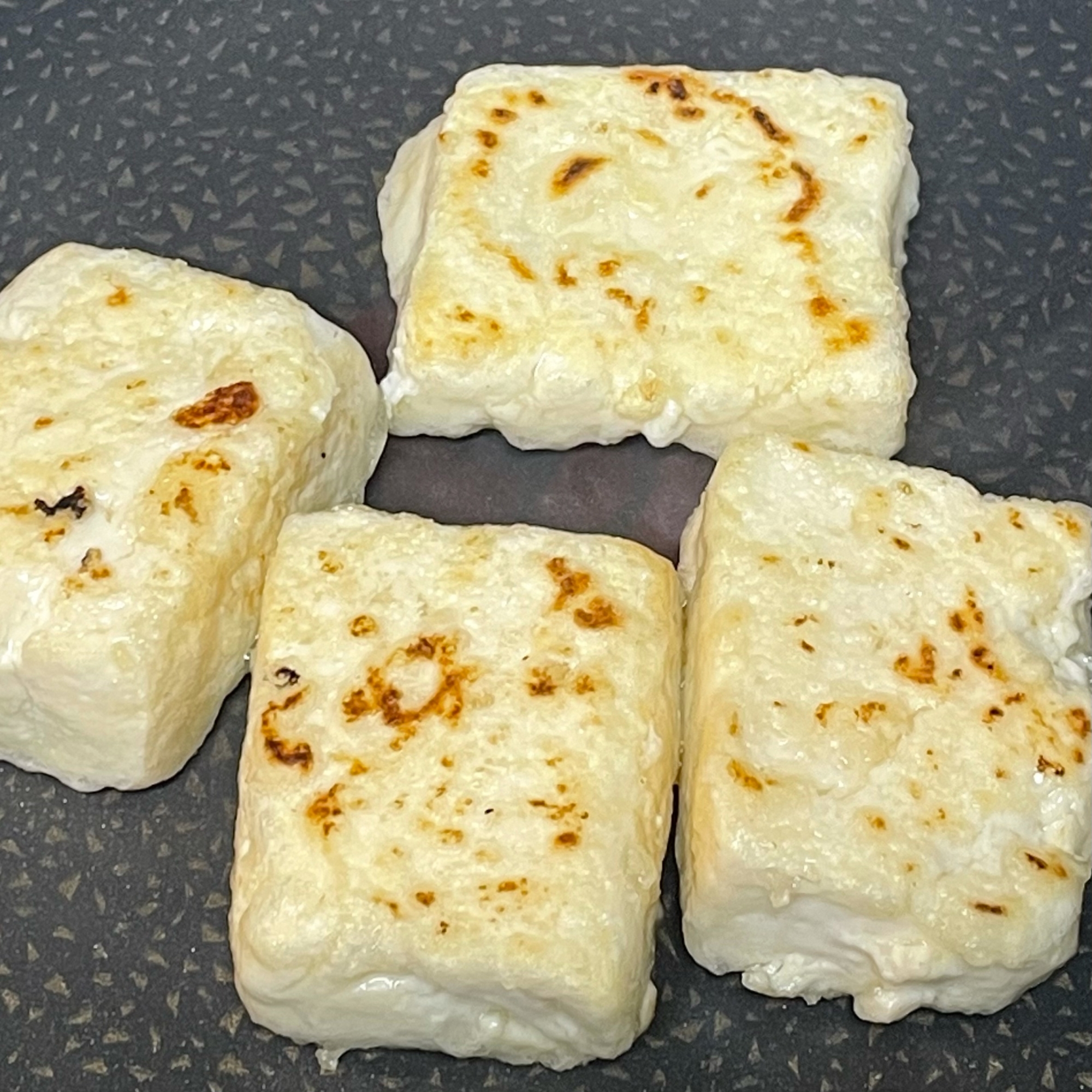 シンプル!一口サイズの素焼き豆腐