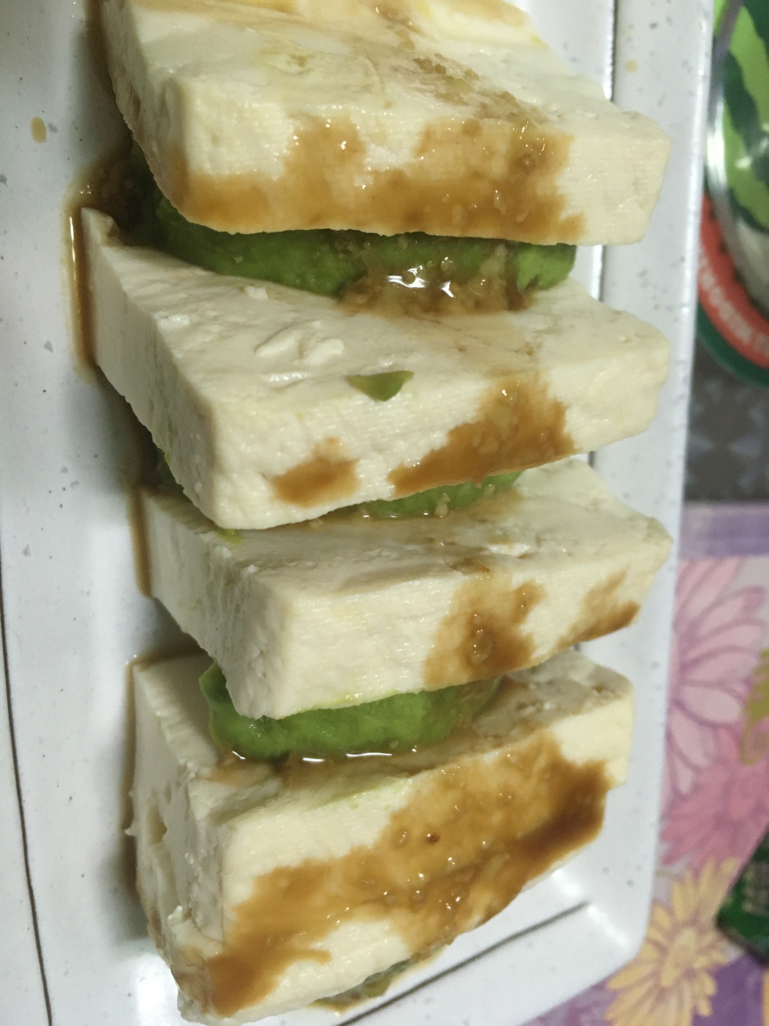 豆腐アボカドカプレーゼ