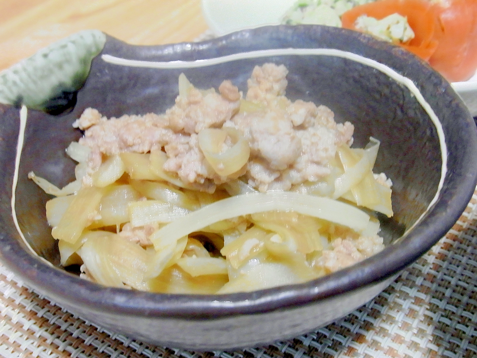 うどと豚ひき肉のキンピラ