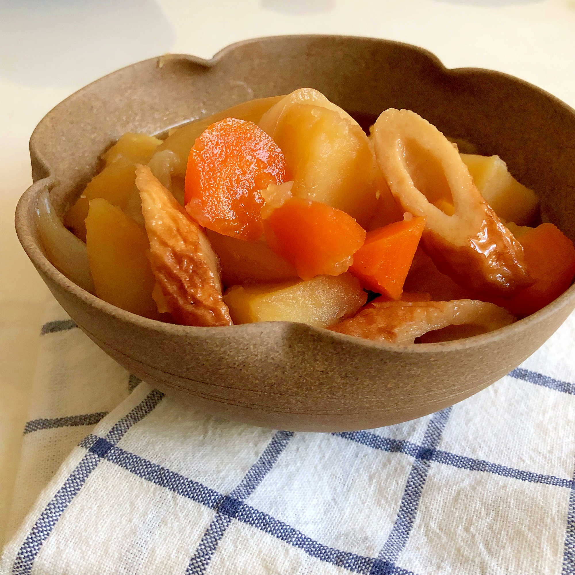 野菜とちくわの煮物 ♪