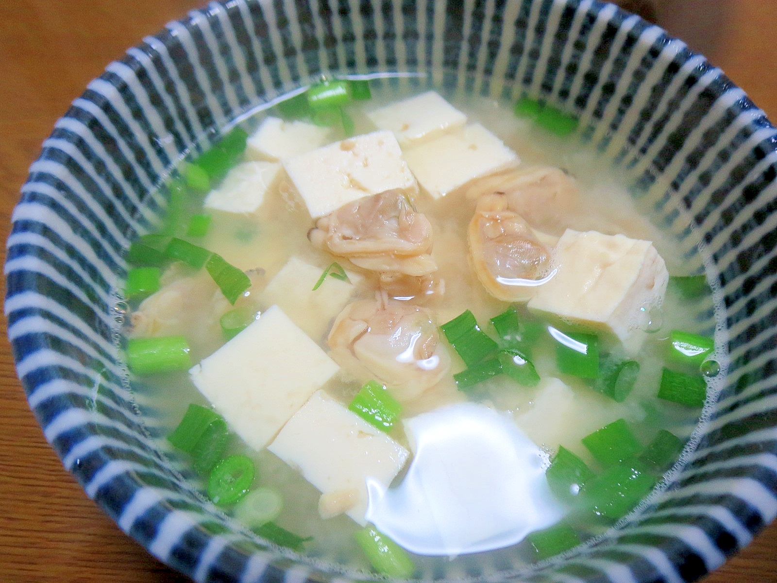 あさり缶で味噌汁