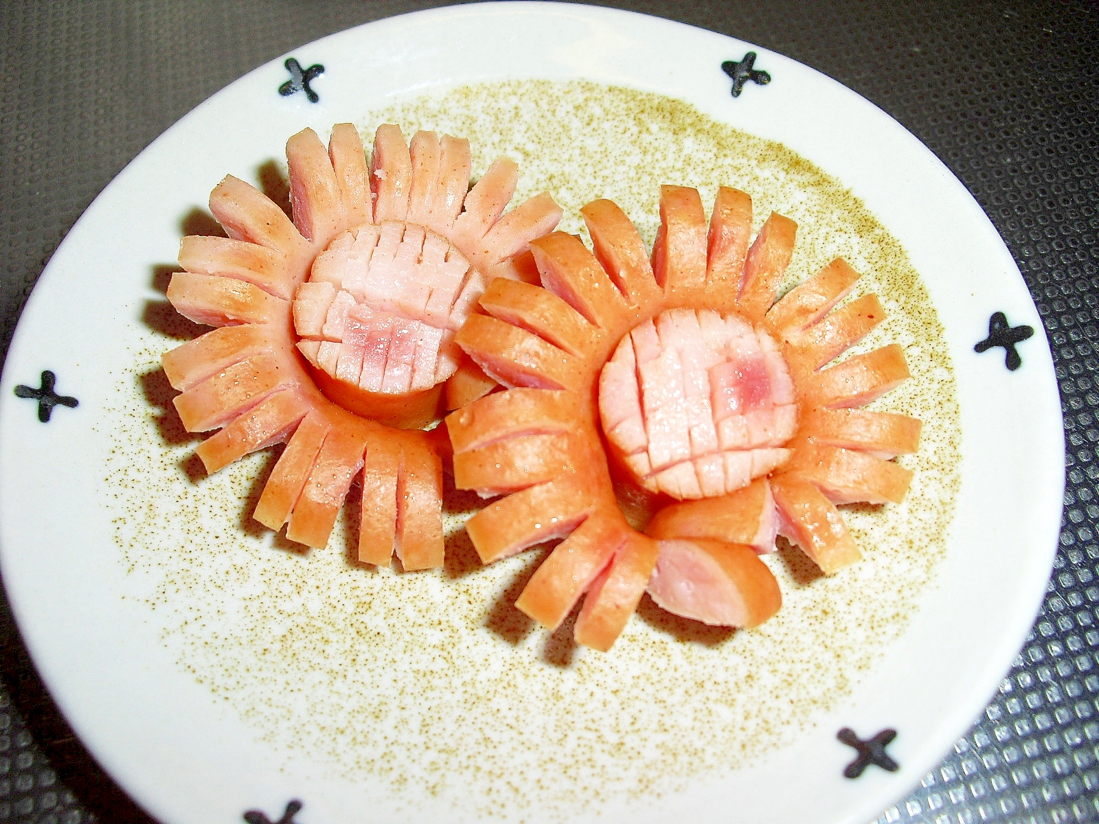 お弁当を可愛く 我が家の ひまわりウインナー レシピ 作り方 By Miyu 楽天レシピ お弁当を可愛く 我が家の ひまわりウインナー レシピ 作り方 By Miyu 楽天レシピ