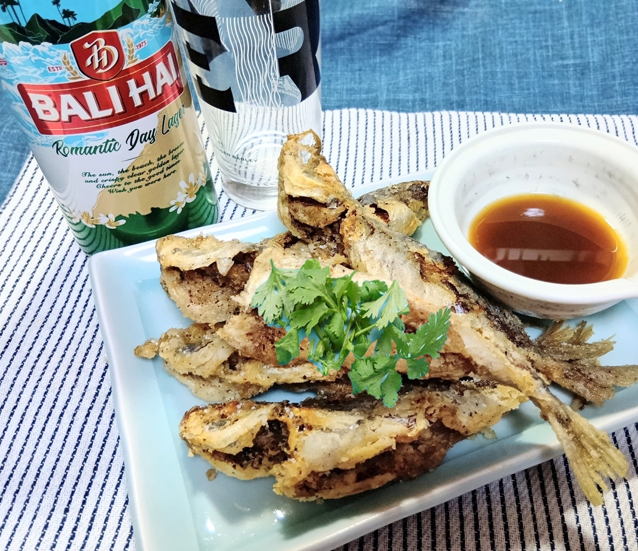 エスニック風ポン酢でいただく　小鯵のサクサク唐揚げ