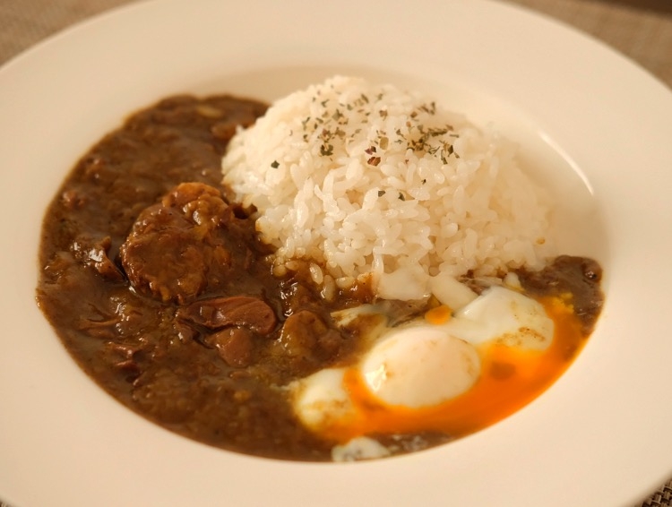 玉ねぎたっぷり♪トロトロ牛すじカレー(圧力鍋不用)