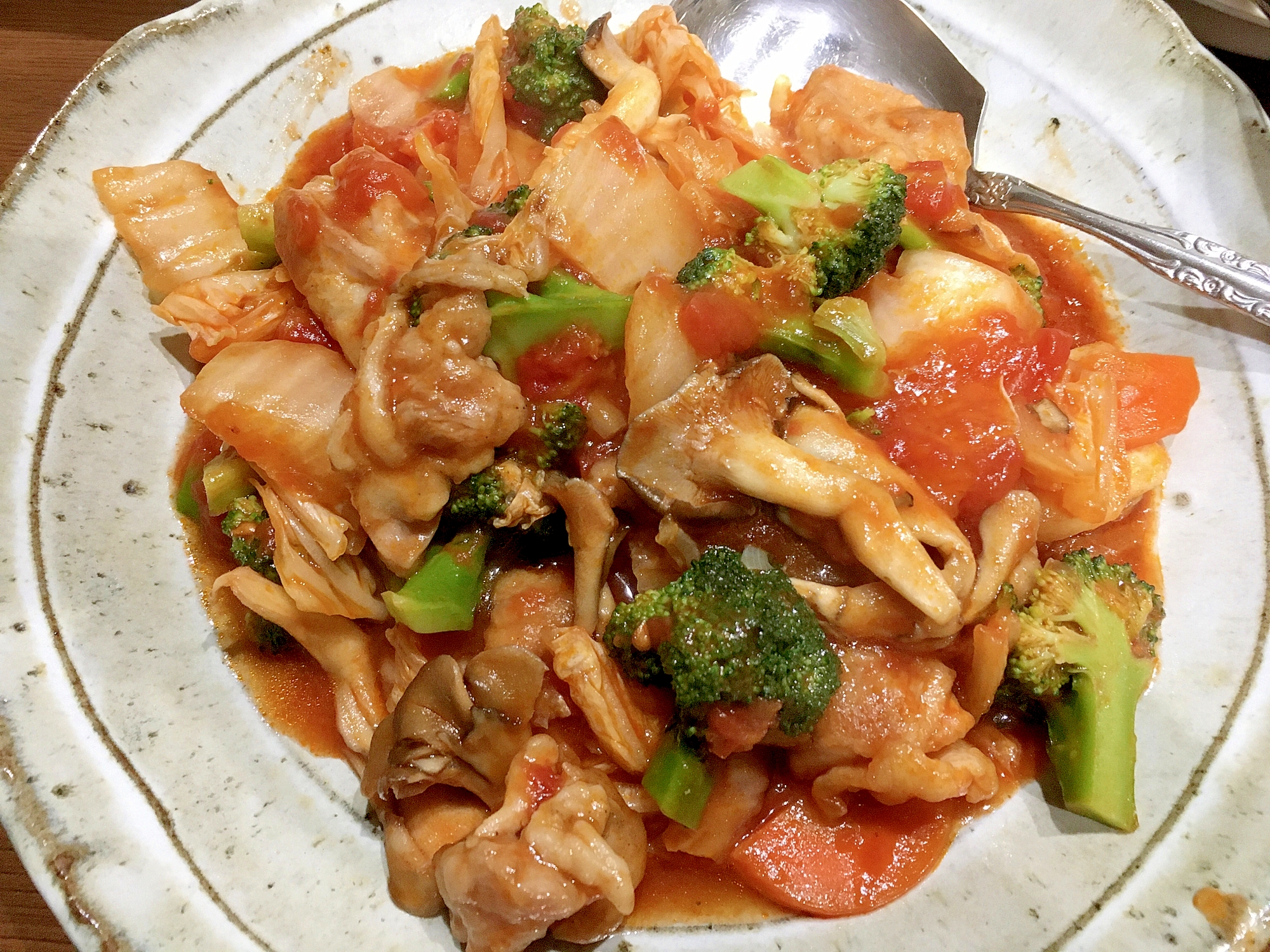 鶏肉と白菜のトマト煮