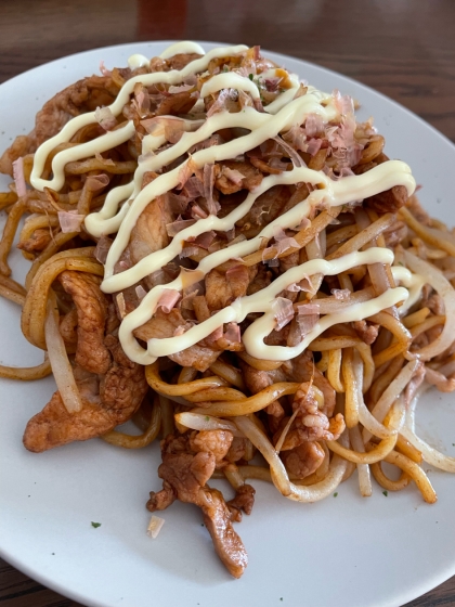 豚バラもやしキャベツの焼きそば