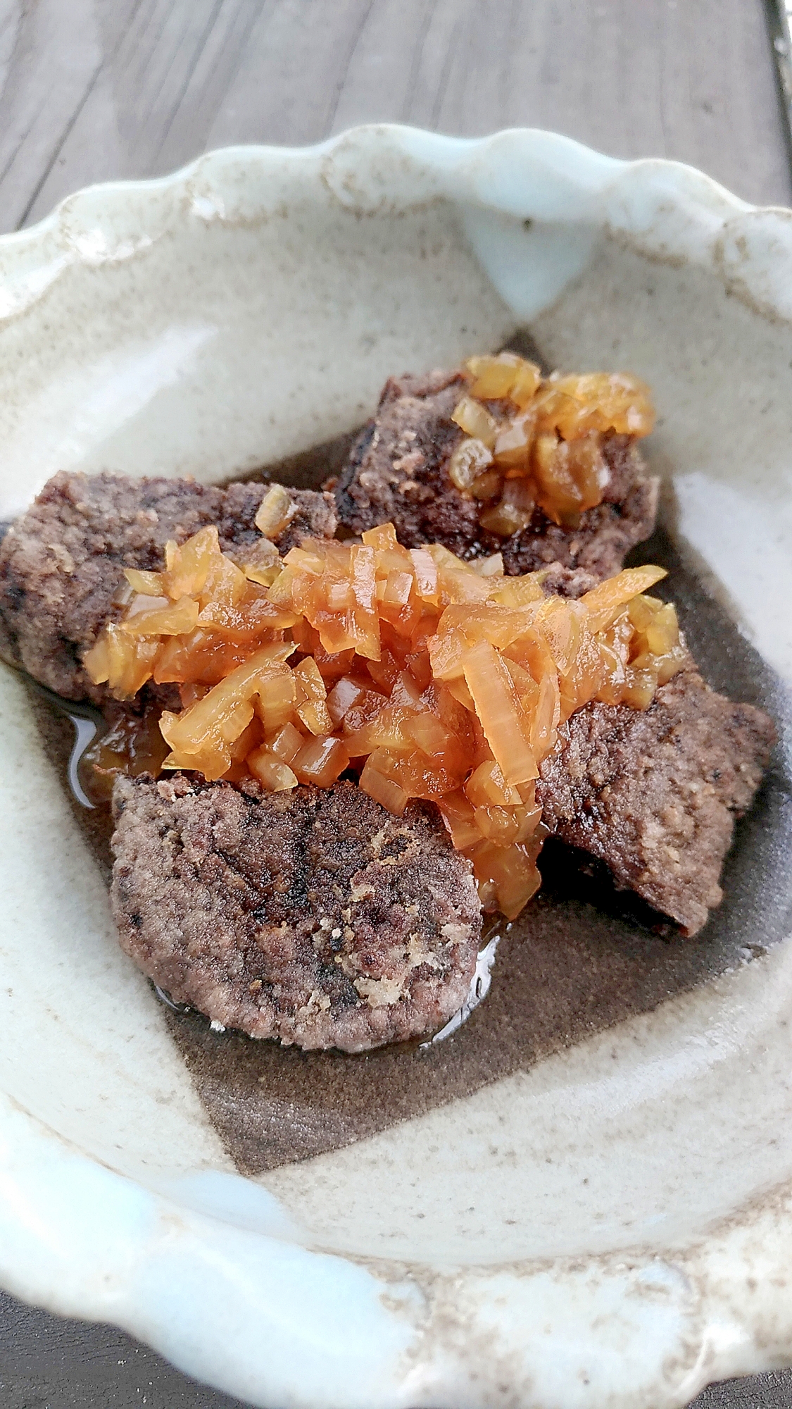 残った鯨の竜田揚げで作る☆鯨の玉ねぎソースがけ