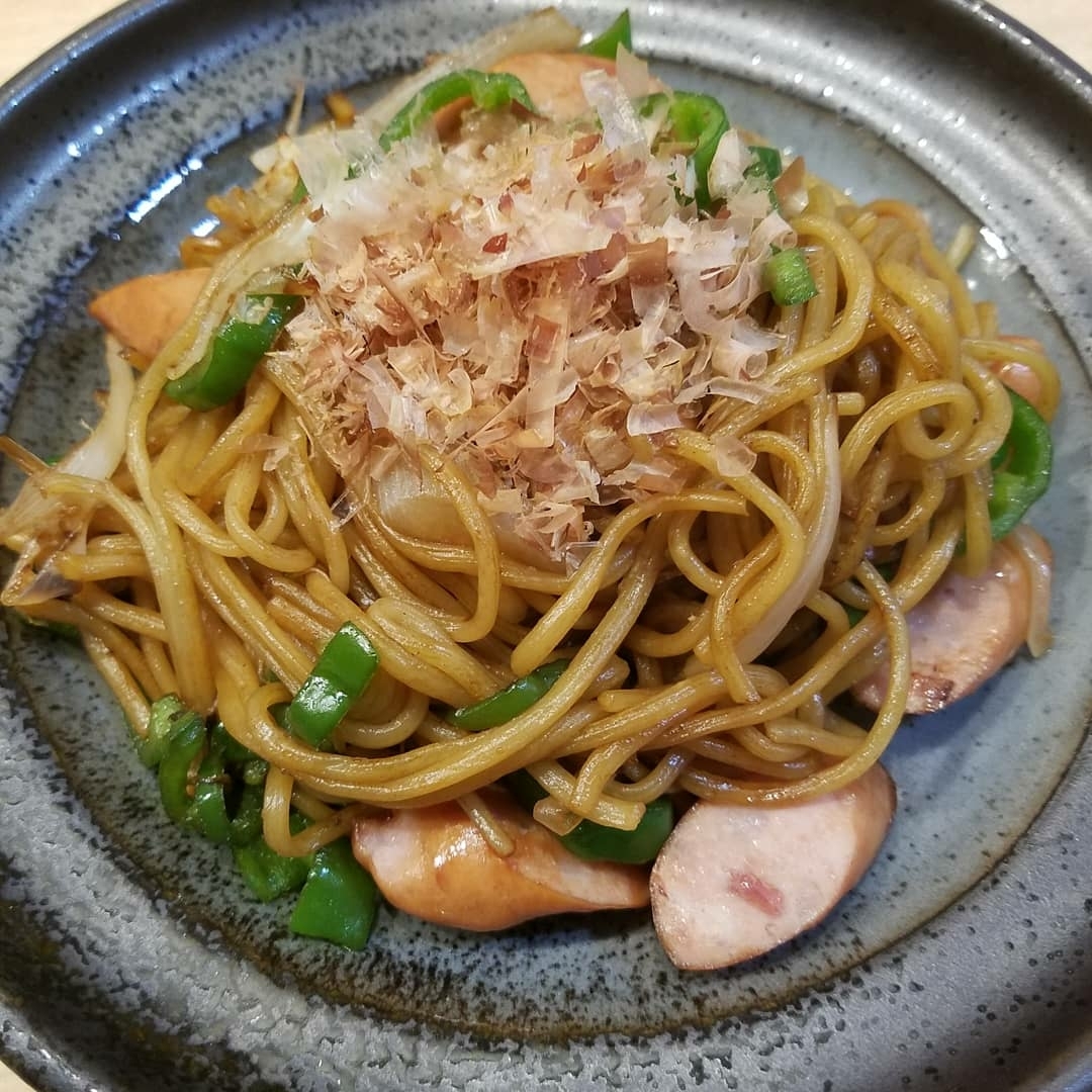 ありあわせの材料で焼きそば