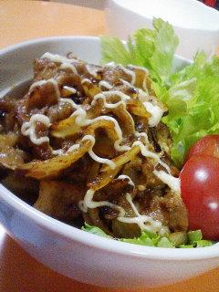 かんたん！ご飯がすすむ！豚肉のジンジャーカレー丼