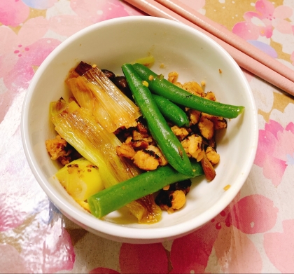 豚ひき肉と白菜と舞茸の生姜風味炒め