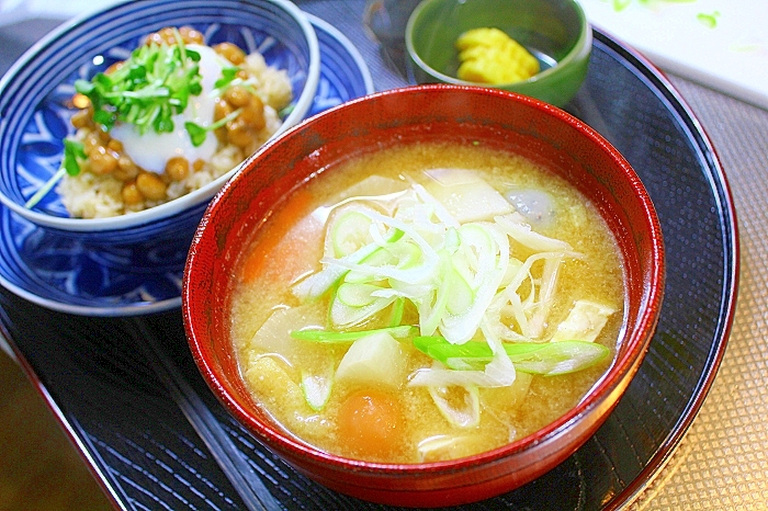 実だくさんの味噌汁＊里芋