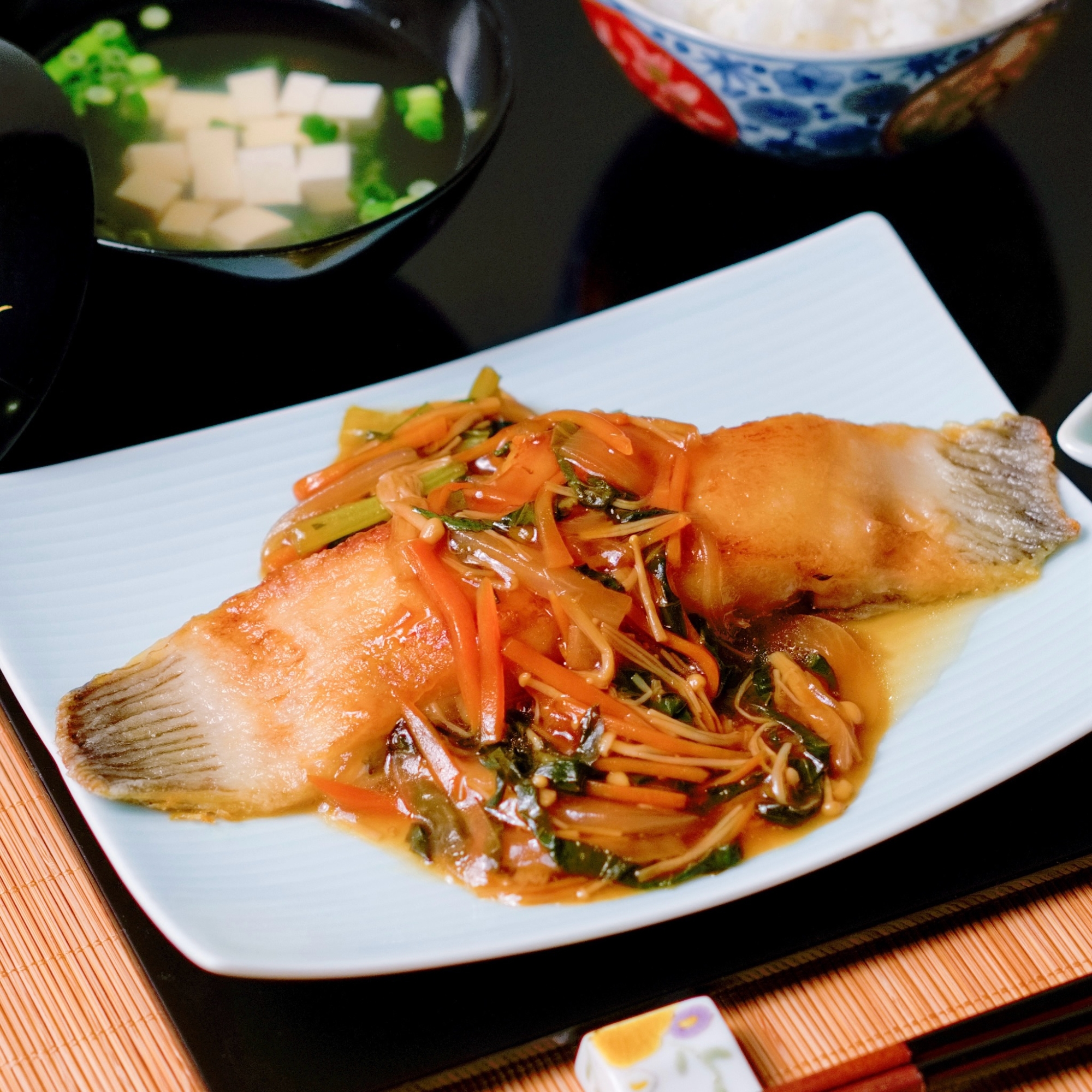 かれいの黒酢野菜あんかけ【和食・主菜】