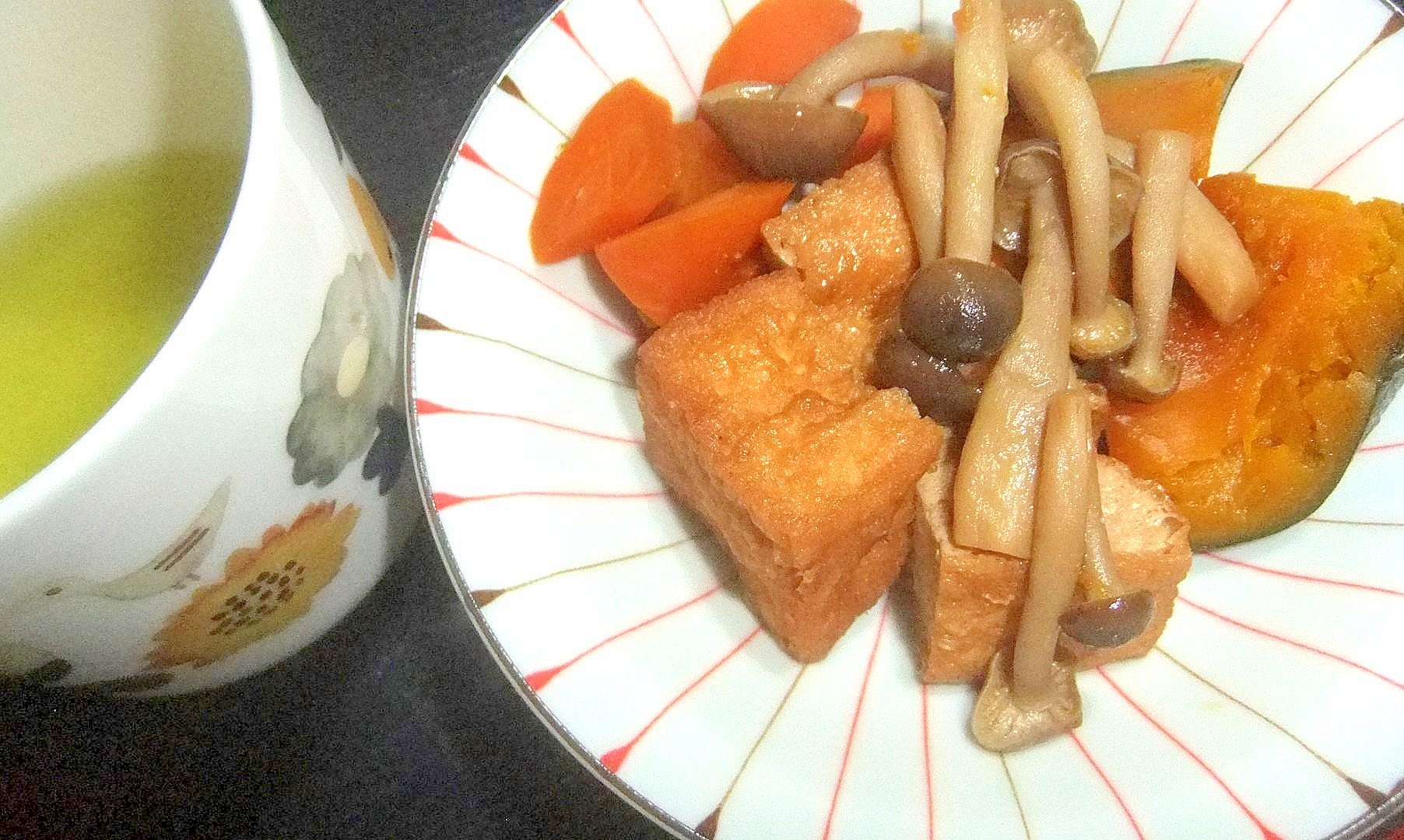 厚揚げとシメジの煮物