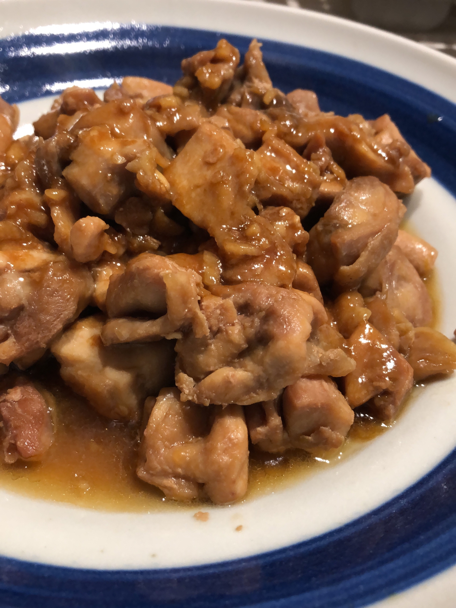 ご飯が進む！鶏肉のにんにく照り焼き