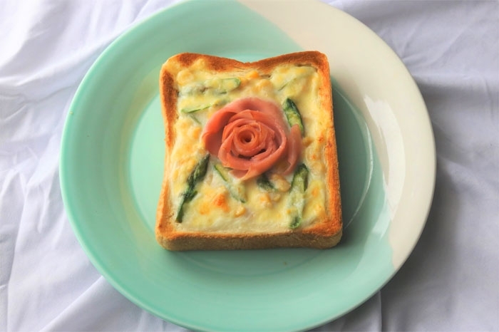 食卓が華やかに 食パンのアレンジレシピ プロが教える簡単おうちごはん デイリシャス 楽天レシピ