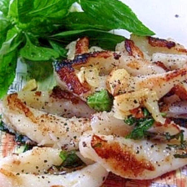 おつまみに ふぐの一夜干しのにんにくバジルソテー レシピ 作り方 By 一点集中力 楽天レシピ おつまみに ふぐの一夜干しのにんにくバジルソテー レシピ 作り方 By 一点集中力 楽天レシピ