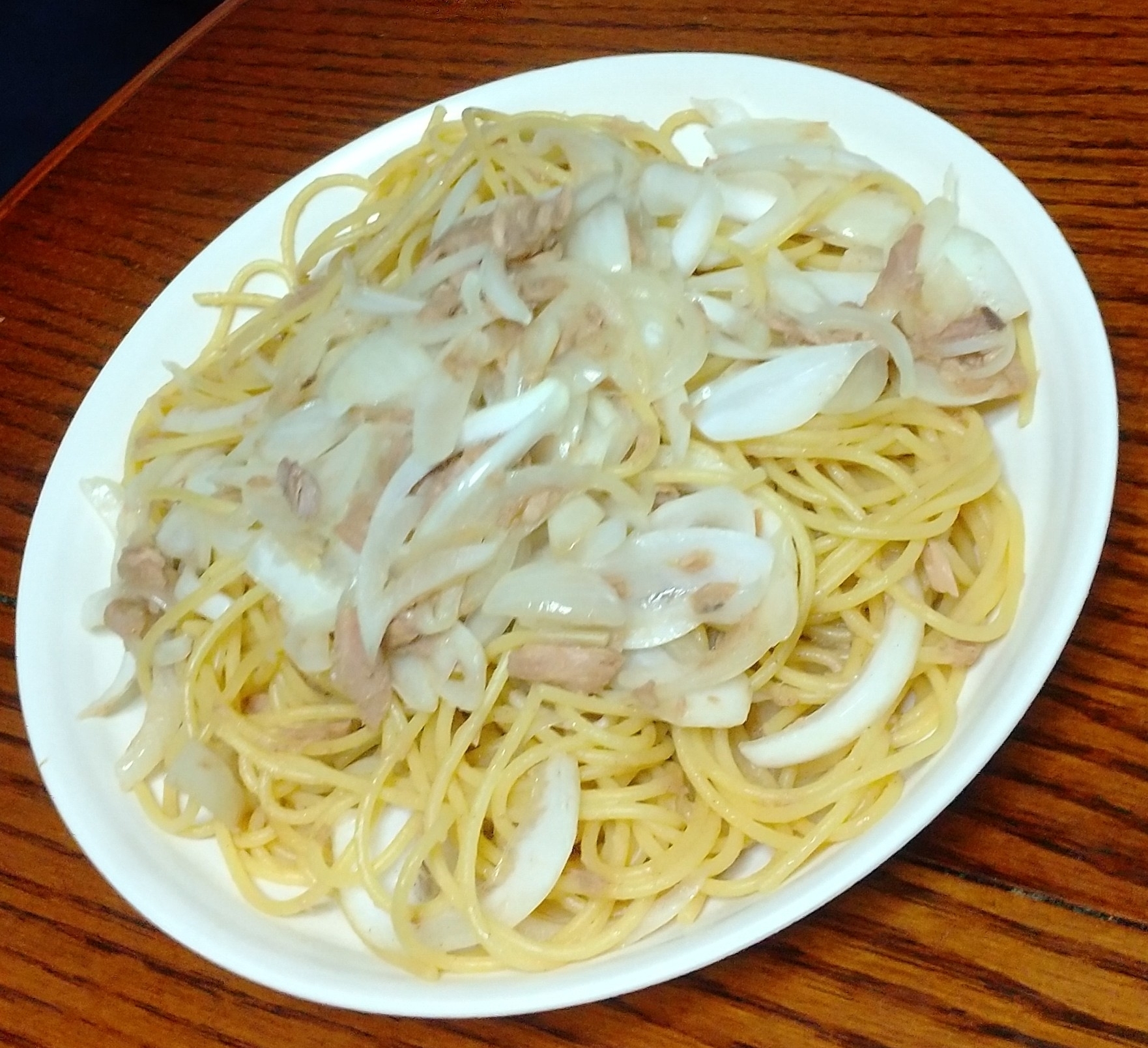 ツナと玉ねぎのパスタ