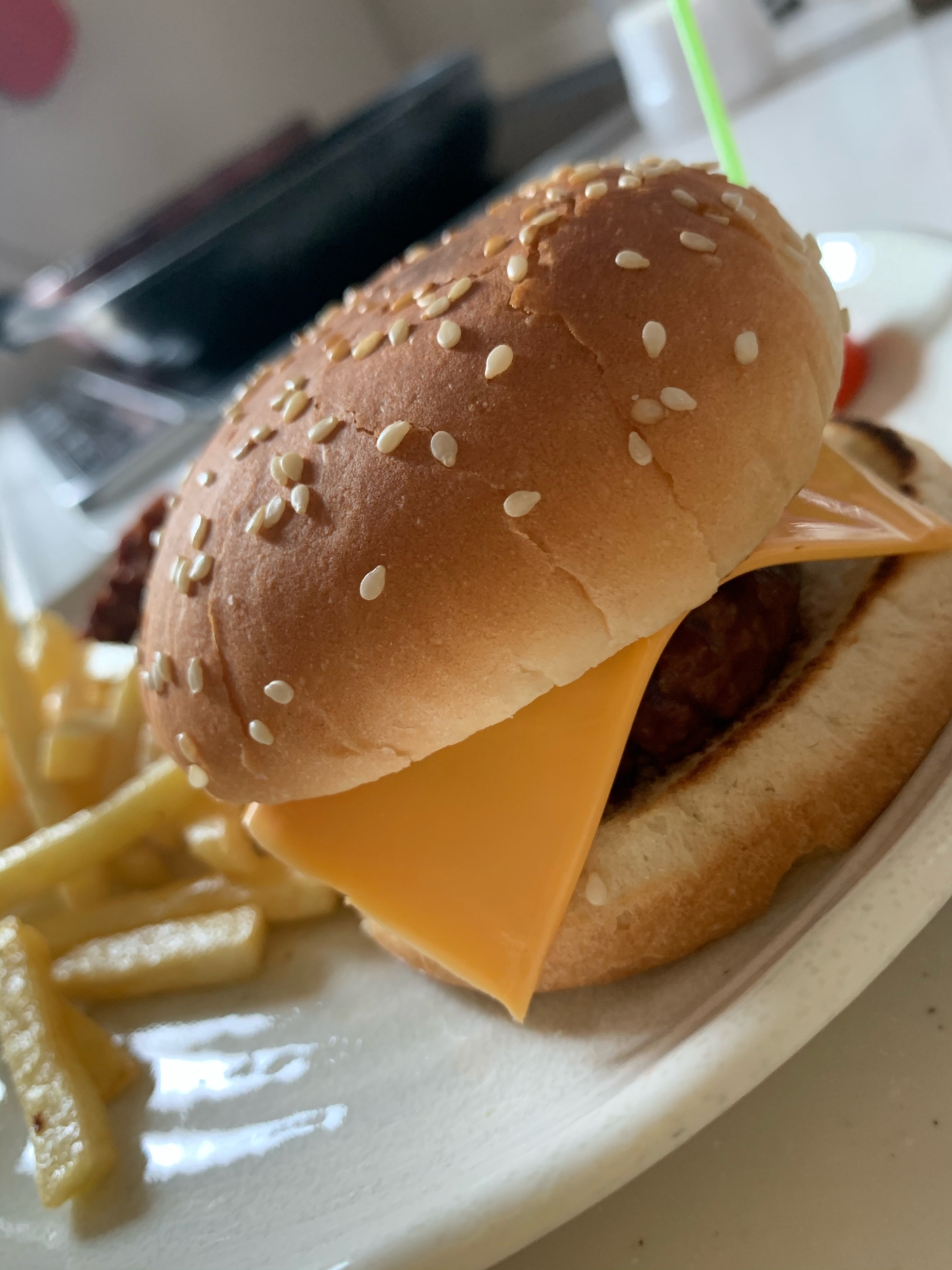 チキンチーズバーガー レシピ 作り方 By Kokorin98 楽天レシピ