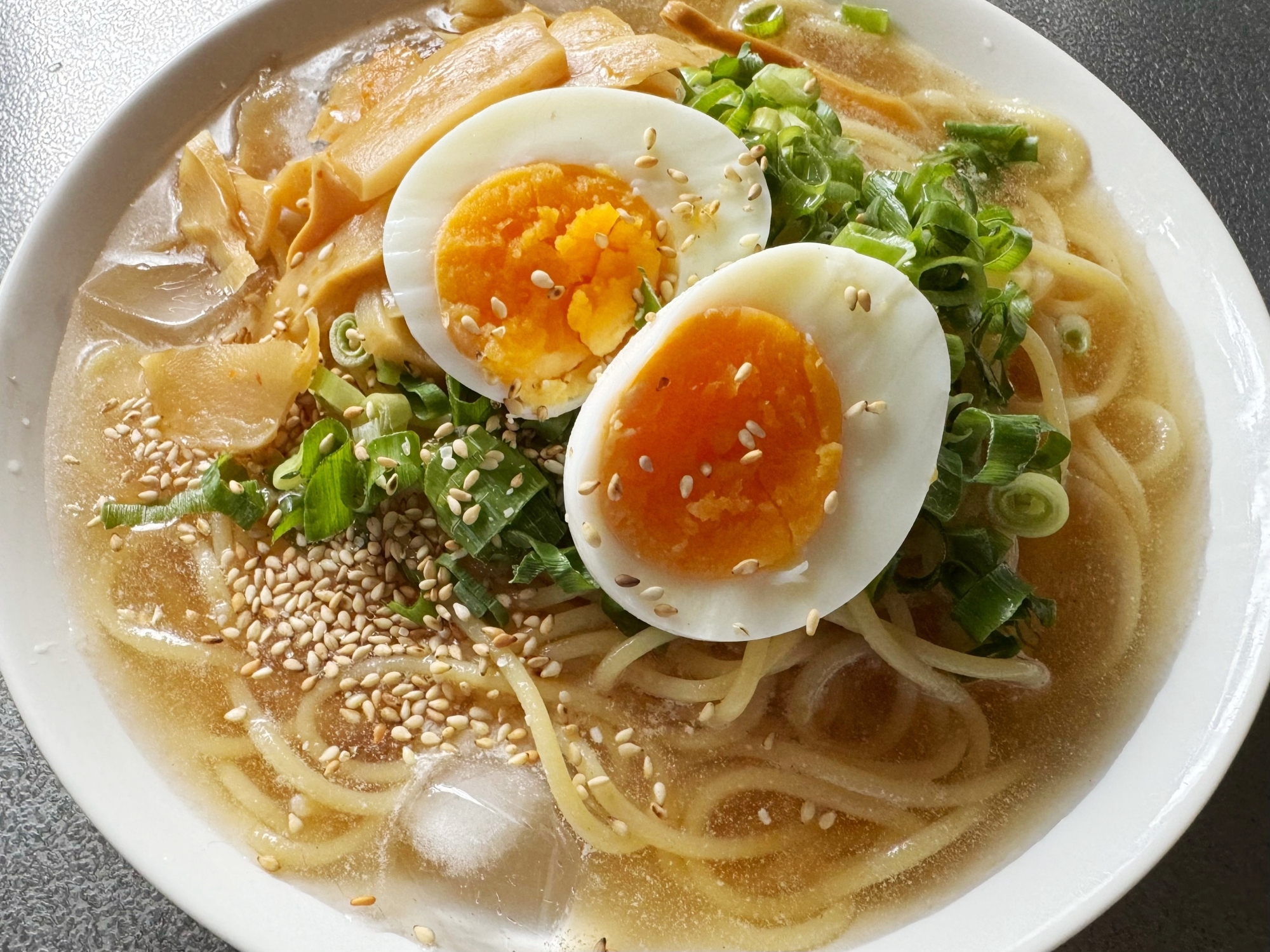 もちもち中華麺食感！パスタで作る冷製醤油ラーメン！