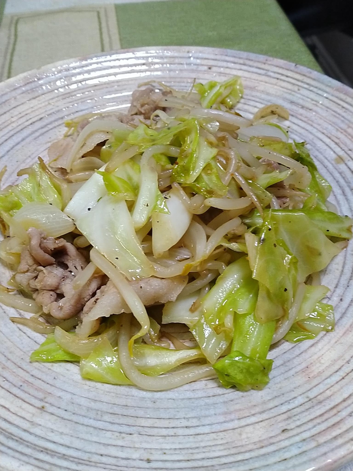 レンジで時短、野菜炒め