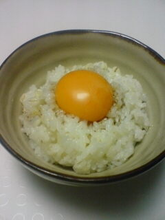 オリーブオイルかけのたまごかけご飯 レシピ 作り方 By サラ11 楽天レシピ オリーブオイルかけのたまごかけご飯 レシピ 作り方 By サラ11 楽天レシピ