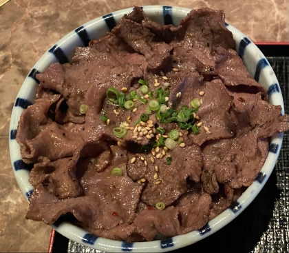 ☆ネギ塩牛タン丼☆