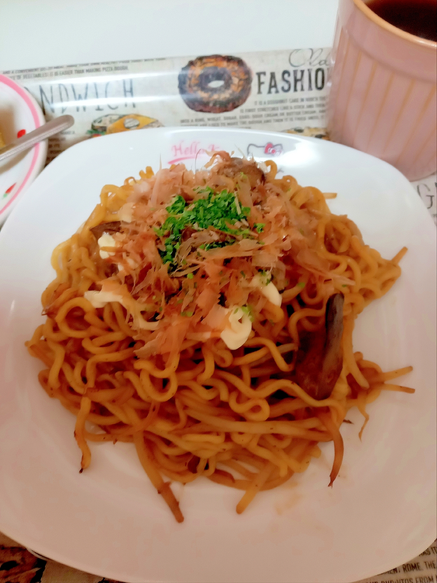 鶏レバーともやしのソース焼きそば