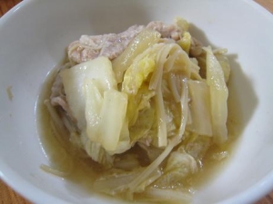 豚肉、えのき茸と白菜の蒸し煮
