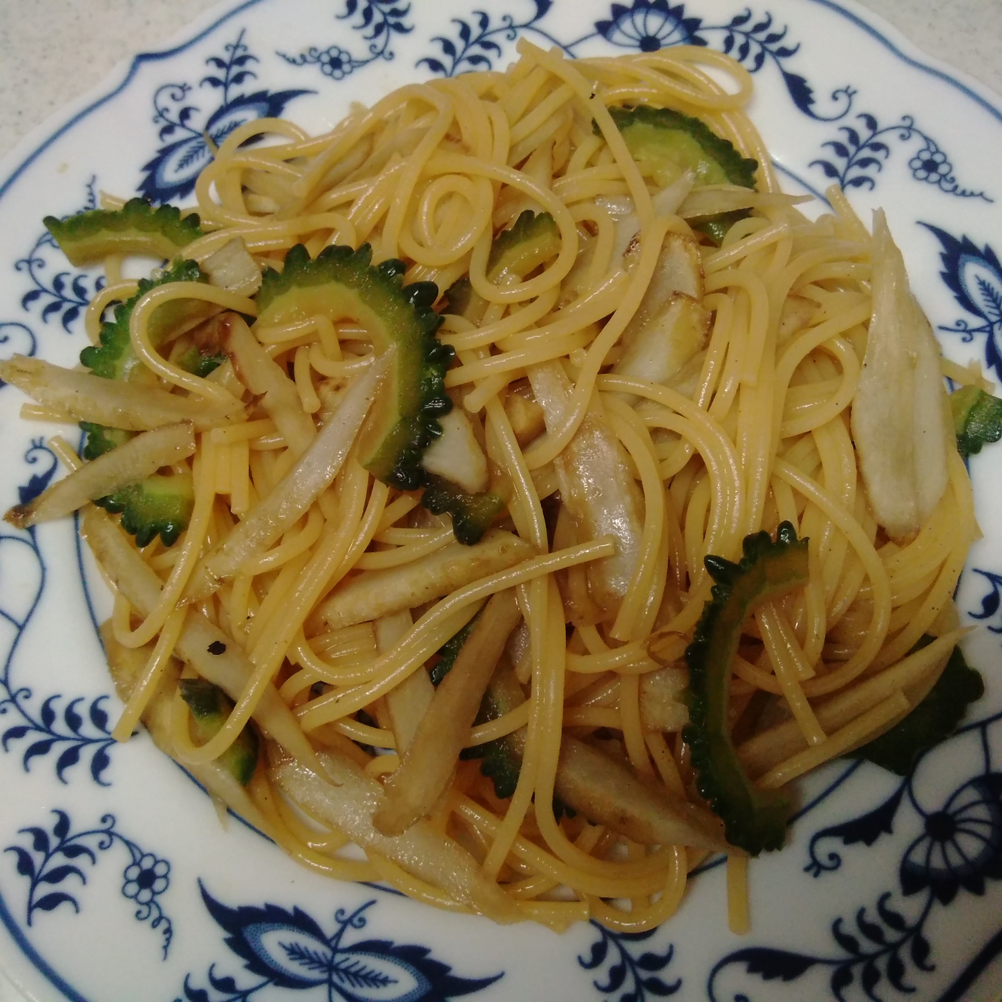 牛蒡とゴーヤの和風パスタ