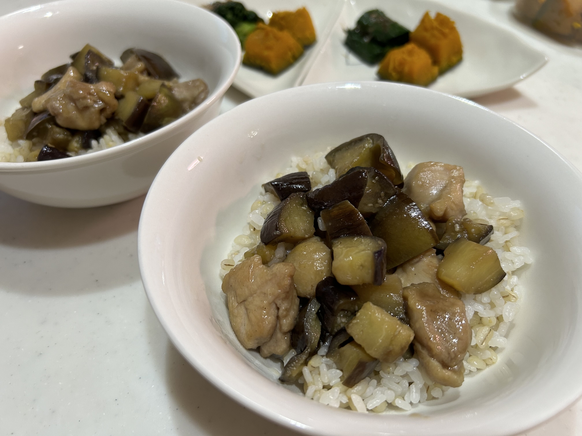 鳥もも肉とナスの甘酢炒め