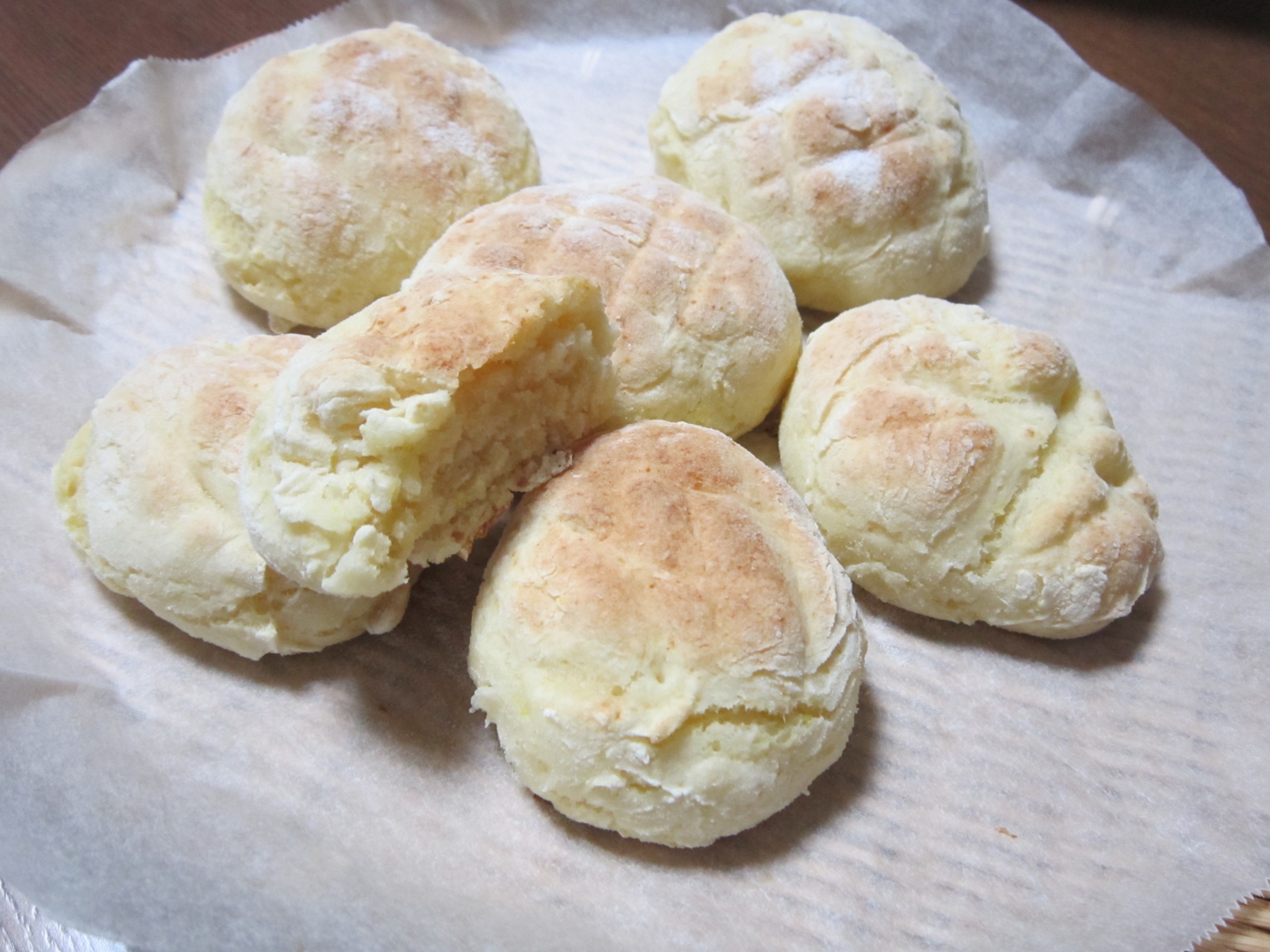 ホットケーキミックスで豆腐牛乳パン