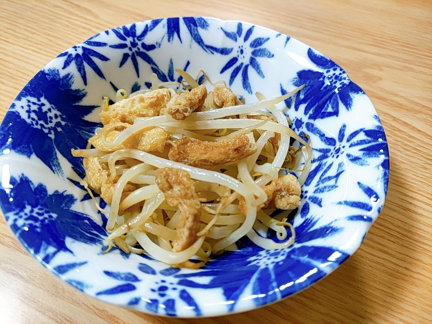 節約☆もやしと油揚げの酢醤油炒め