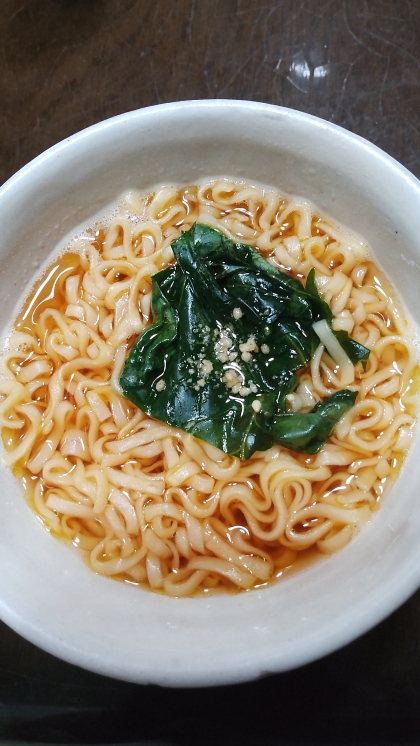胡麻香る☆チキンラーメン&ほうれん草スープ