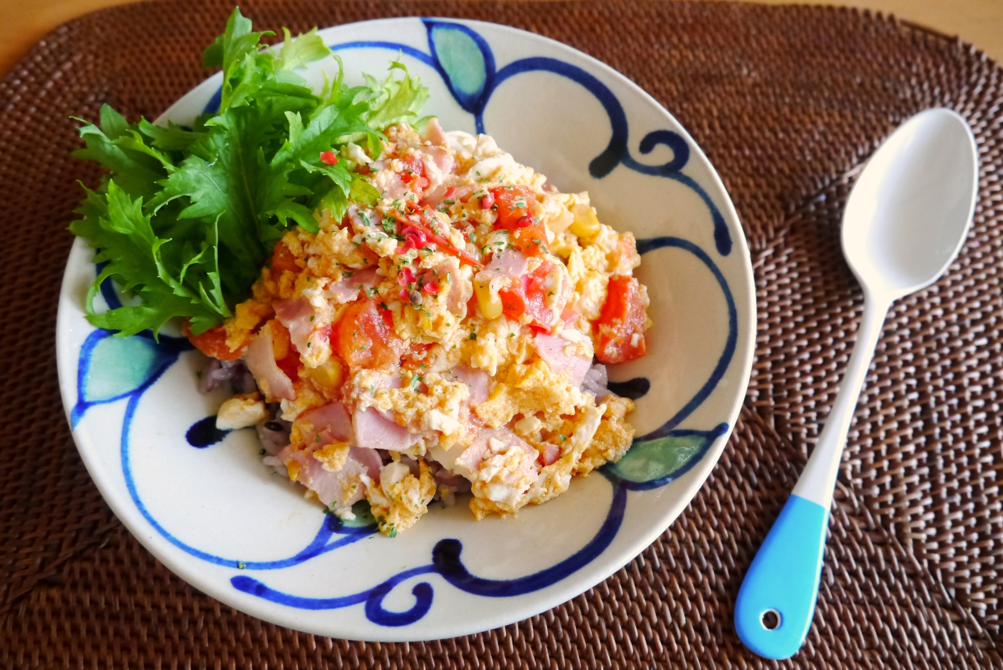 トマトとベーコン&豆腐丼。