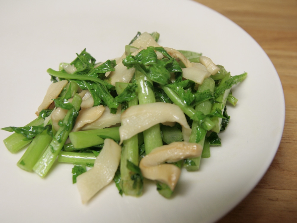 大根の茎　活用！大根茎とメンマの塩にんにく炒め