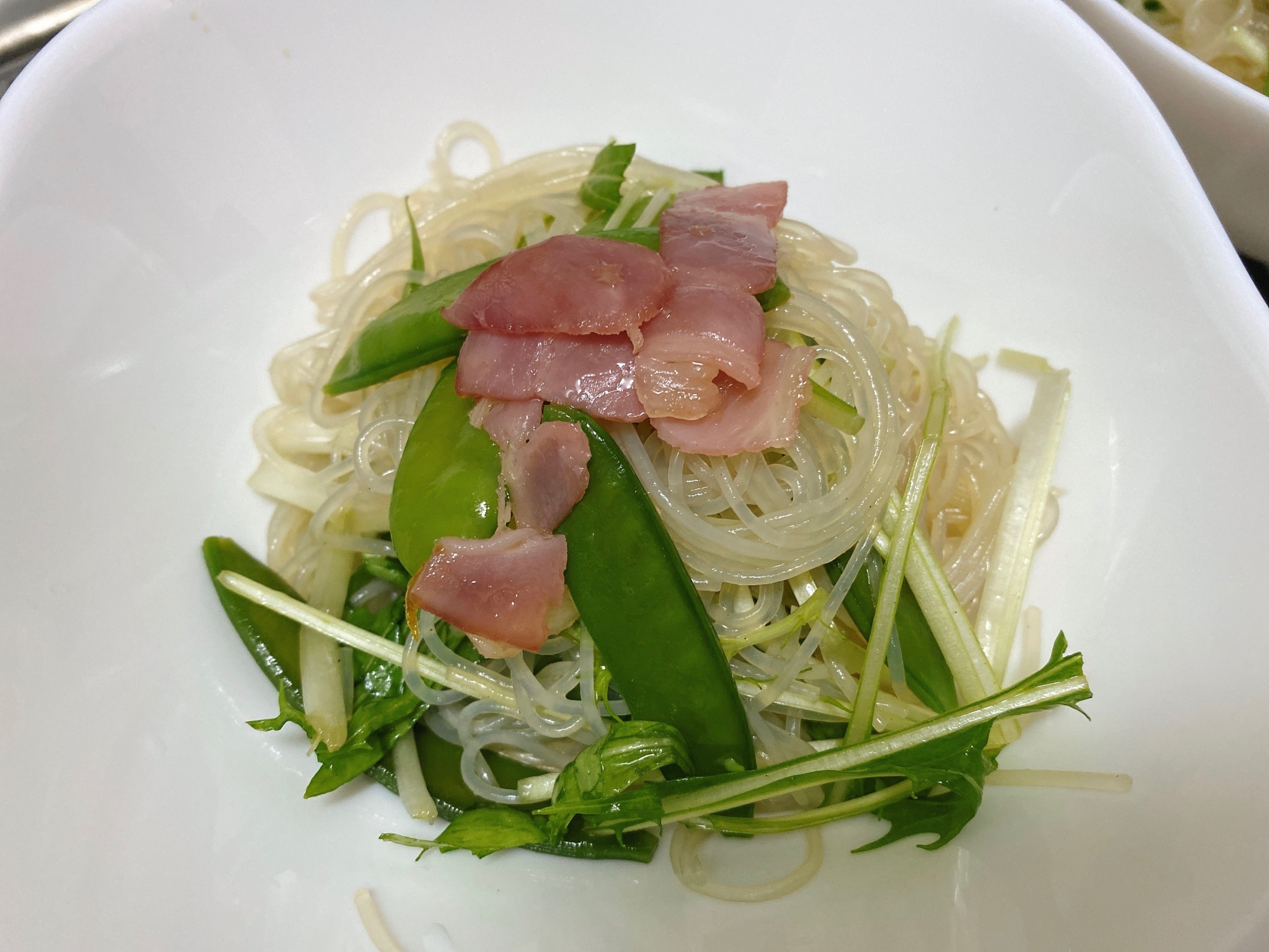 水菜とさやえんどうの春雨サラダ
