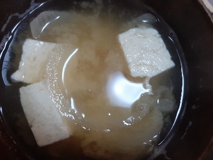 いりこと昆布で☆豆腐の味噌汁
