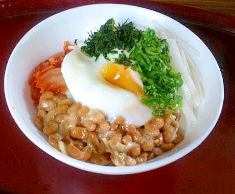 夏のランチ☆納豆キムチ長芋丼