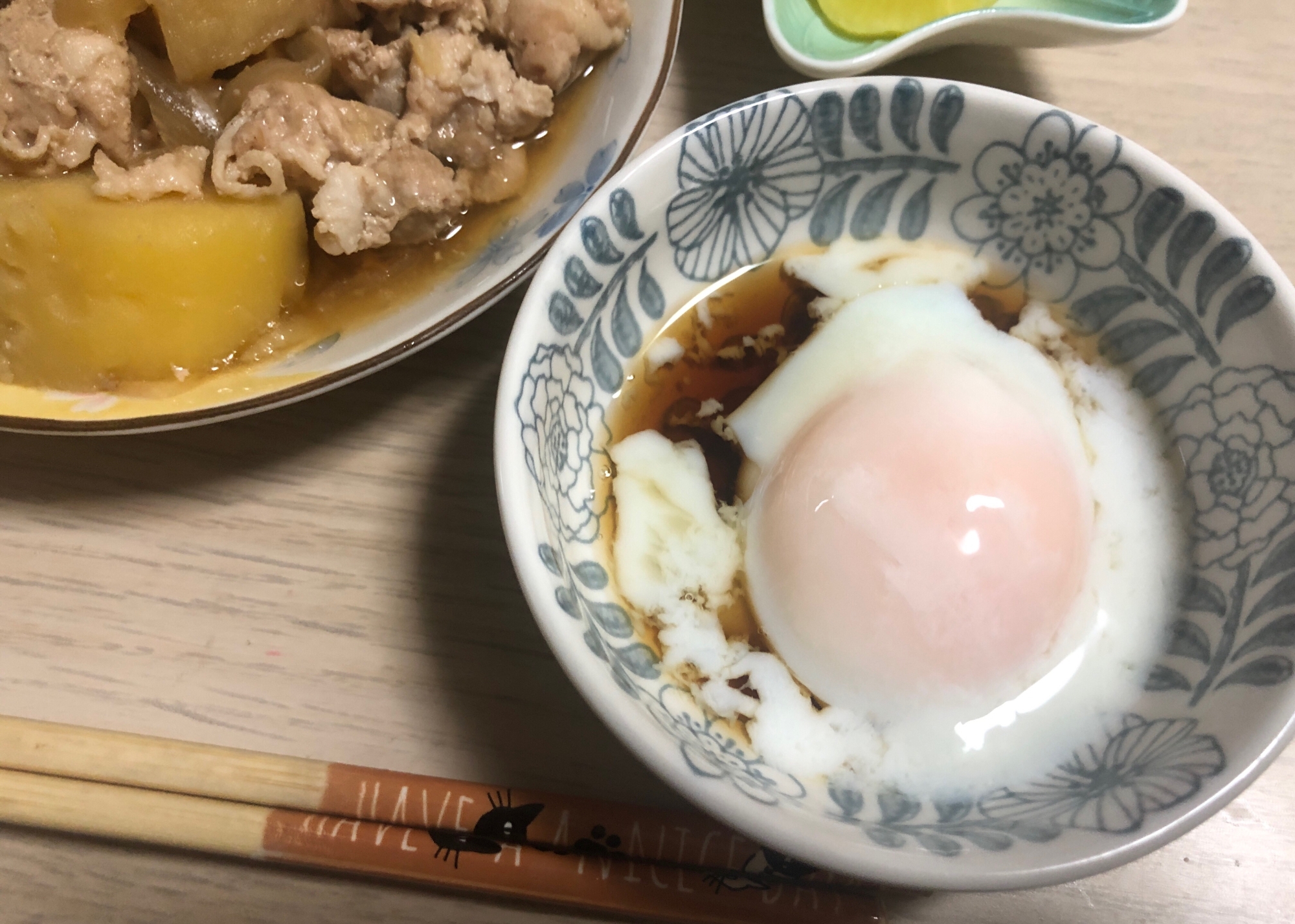 おつまみにも一品モノにも♪カンタン温泉卵