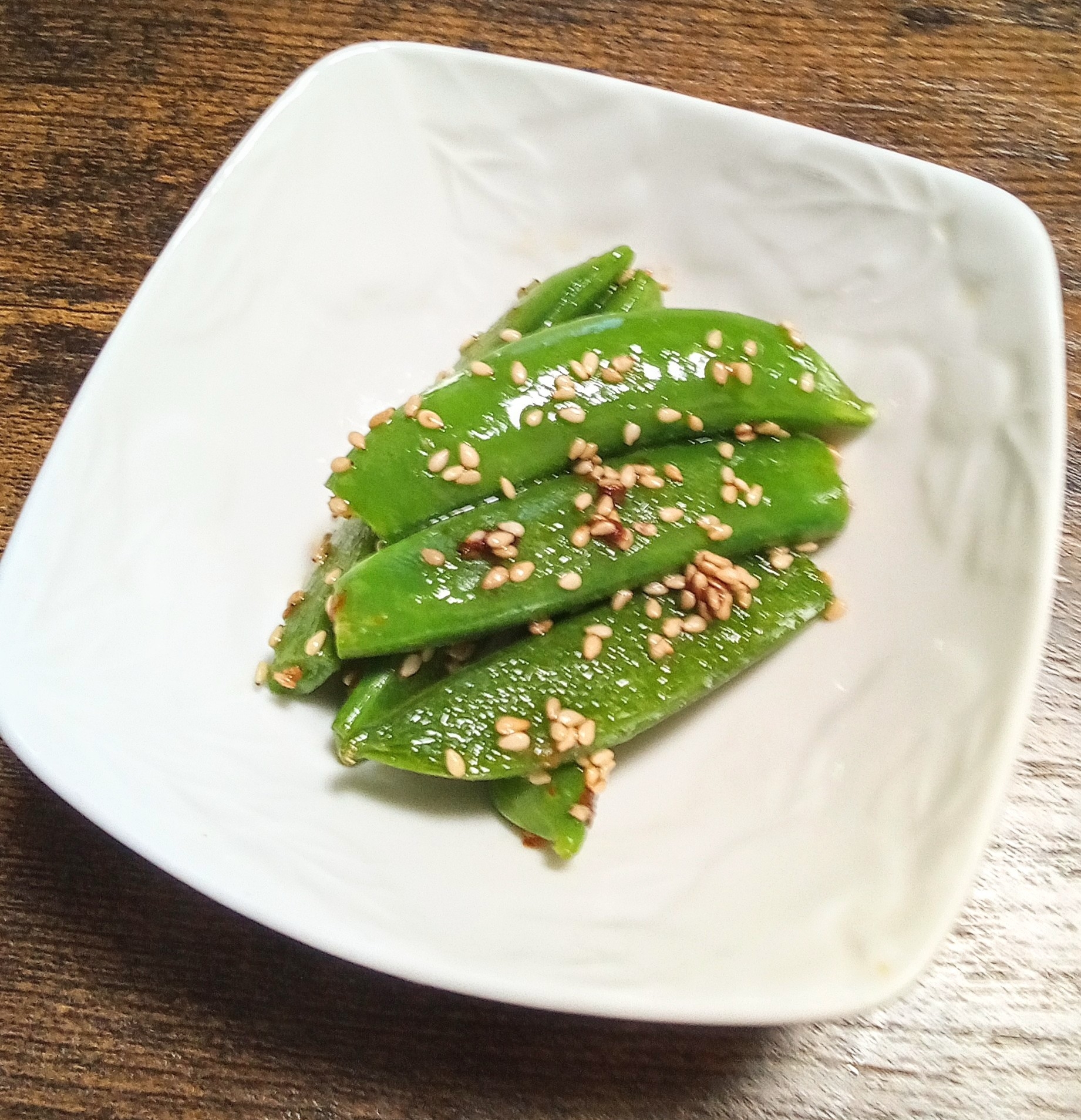 お弁当や副菜に！！スナップえんどうのゴマ油炒め♪